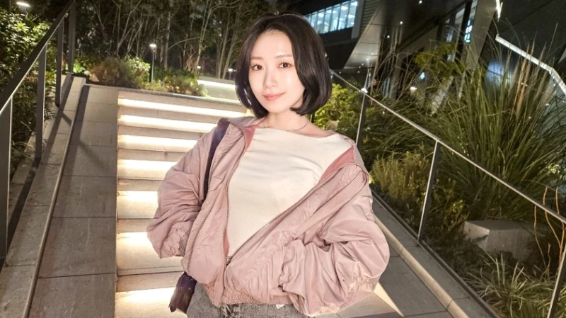 SIRO-5513 [Rò Rỉ Không Che] - "Chỉ Nghĩ Rằng Bạn Đang Bị Theo Dõi Khiến Tôi Ướt. Cơ Thể Tôi Phản Ứng Với Tôi Càng Quay.
